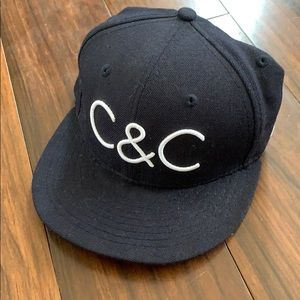 2/20 💵 Crook & castle caps